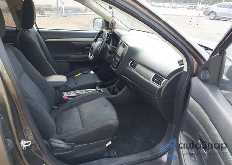 2016 Mitsubishi Outlander Se/Sel из США, поврежденный, VIN JA4AD3A38GZ048297